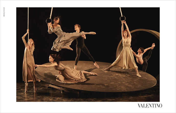 Valentino 2016ﶬϵйع